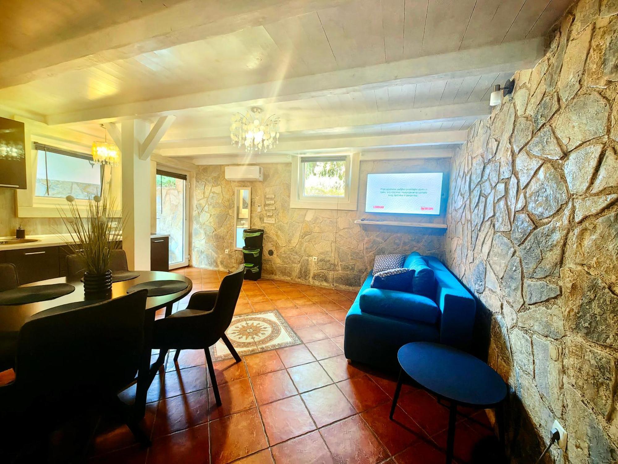 Apartments Lea With Pool Malinska Exterior photo