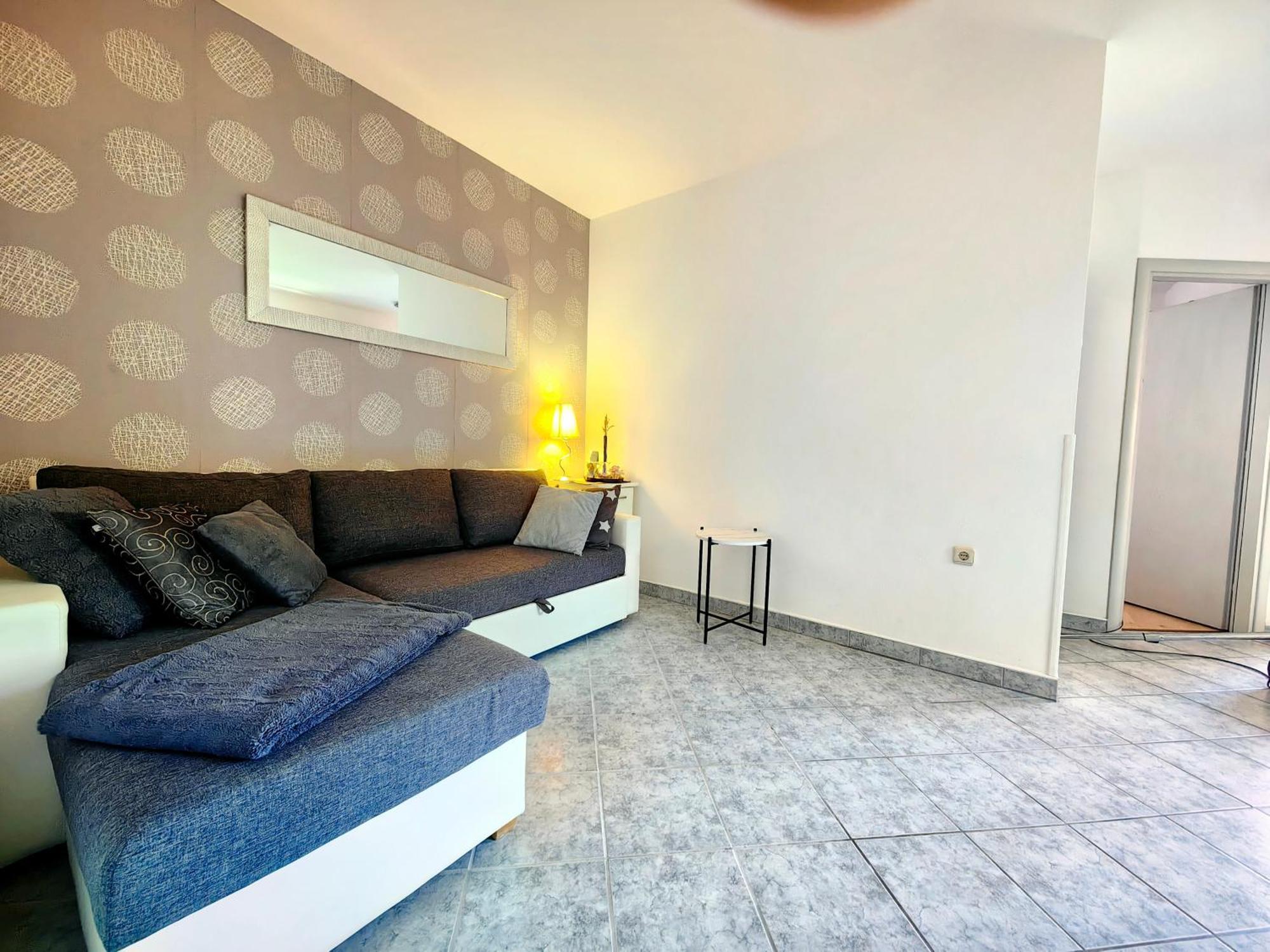Apartments Lea With Pool Malinska Exterior photo